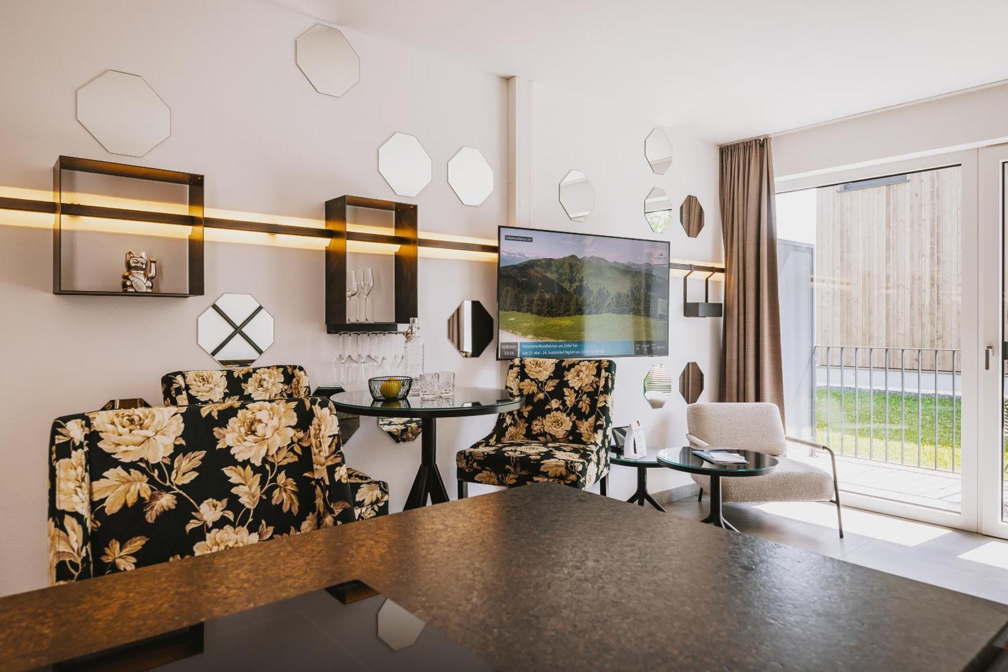 Aparthotel Nikolaus By Avenida Panoramic Wellness 4*